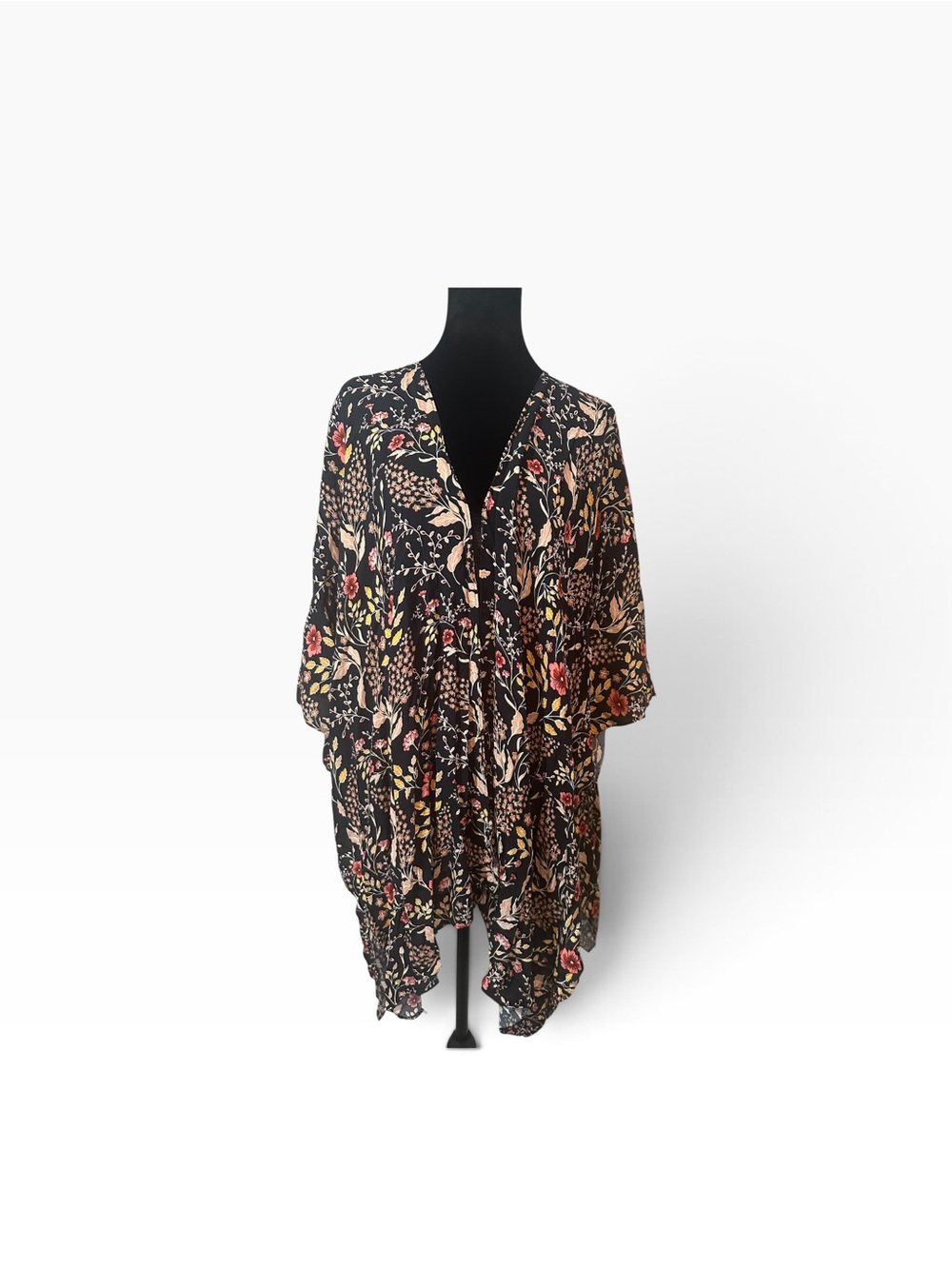 LC Lauren Conrad Black Floral Draped Kimono